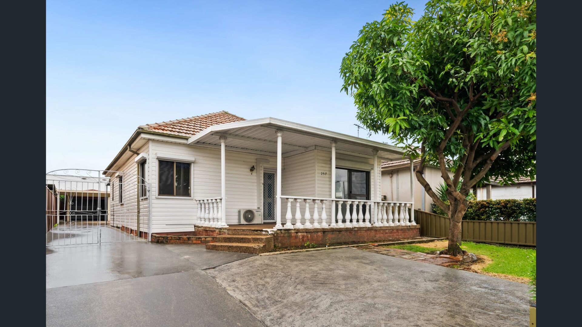257 Canterbury Rd, Revesby NSW 2212